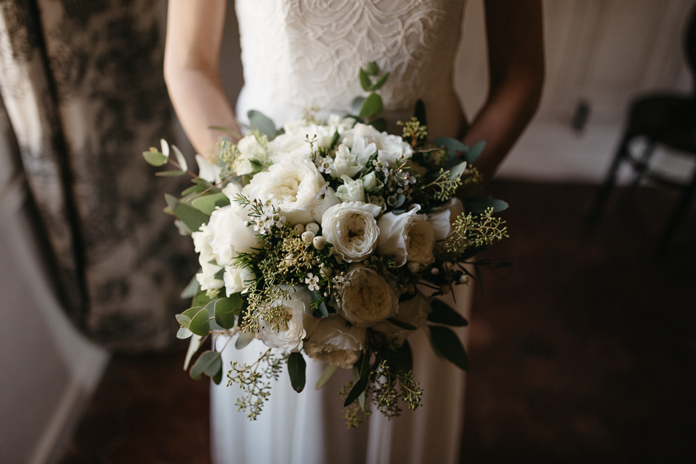 bride bouquet before her wedding in the south of France