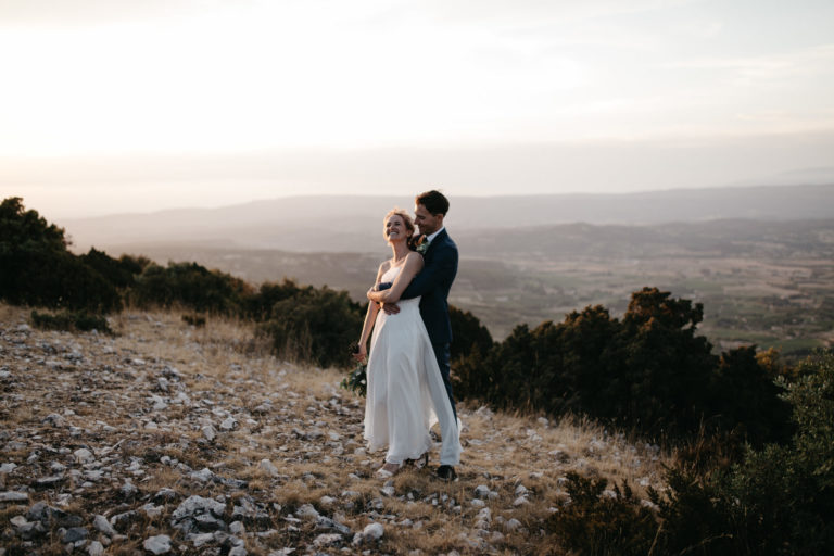Intimate moment for a bride and groom during their wedding in Luberon near Lourmarin